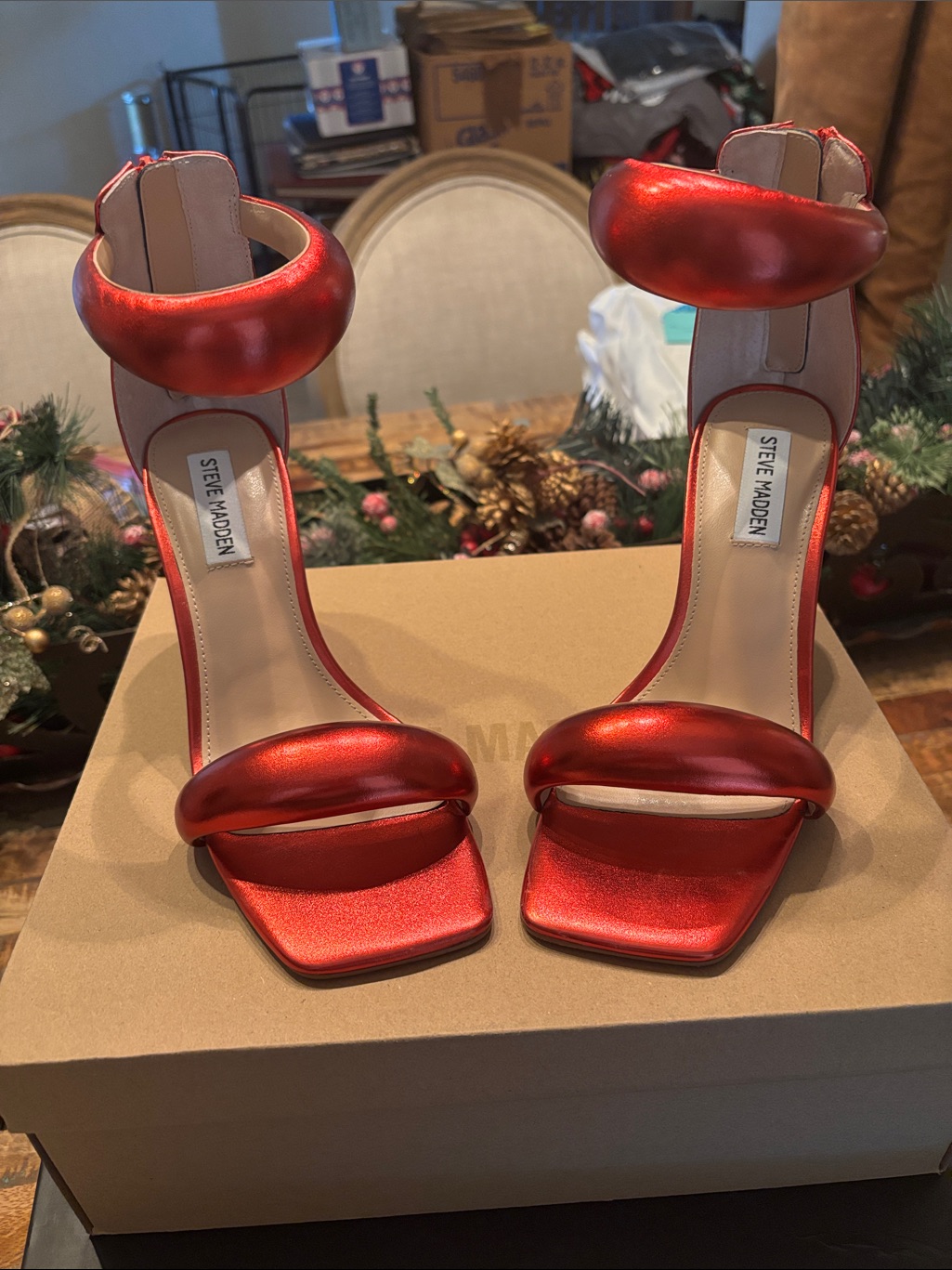 Women’s Steve Madden “Partay” Heels Size 7.5 Red Metal Msrp $94